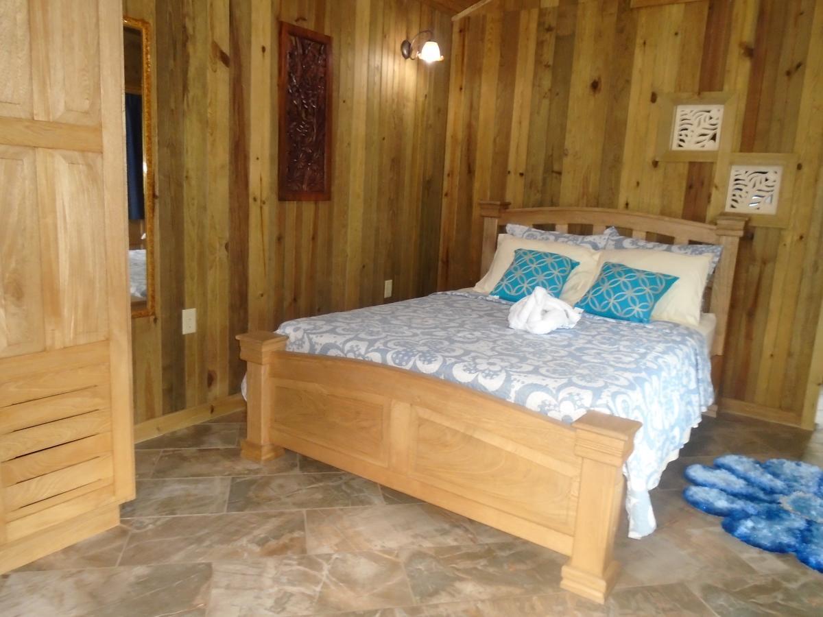 J And H Garden Cabinas Μπόκας ντελ Τόρο Εξωτερικό φωτογραφία
